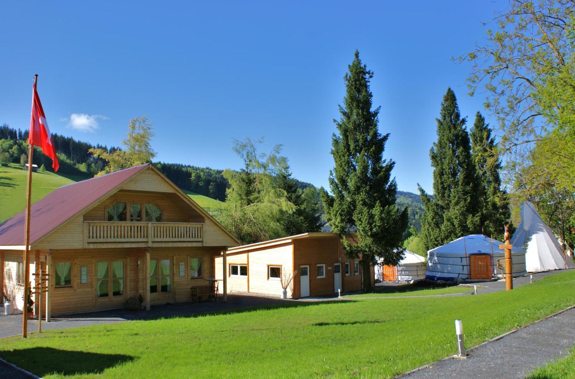 Villa Donkey Chalet Degersheim Eksteriør billede