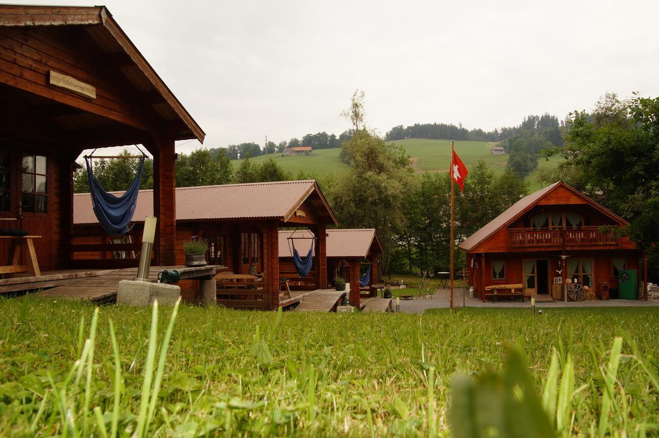 Villa Donkey Chalet Degersheim Eksteriør billede